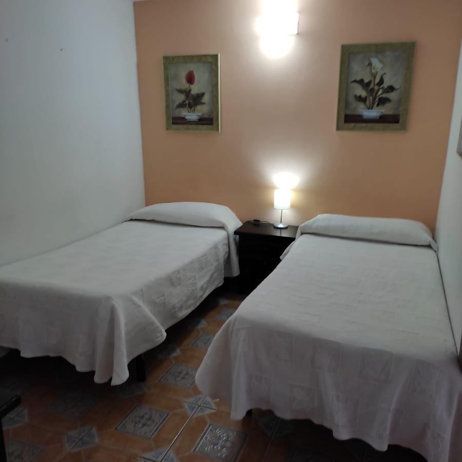 Hostal Castilla Aranjuez Eksteriør bilde