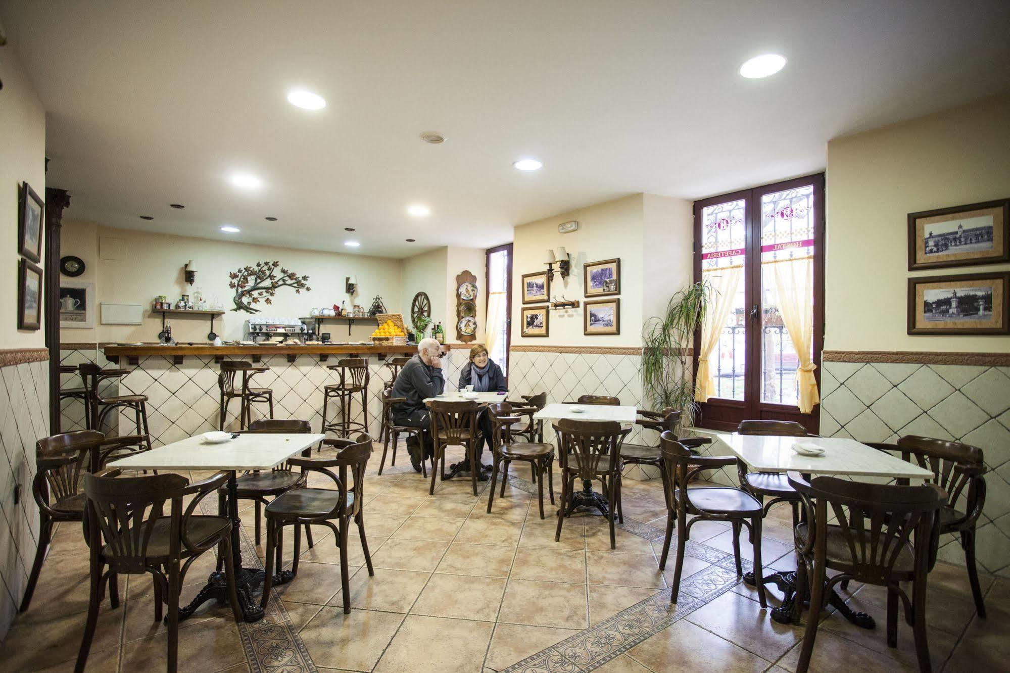 Hostal Castilla Aranjuez Eksteriør bilde